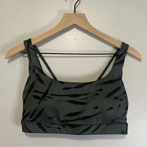 ATHLETA exhale zebra printed Sports BRA sz M